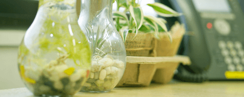 How to Feng Shui Your Office Desk