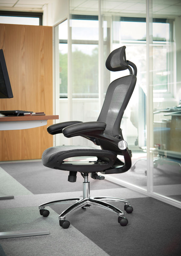 Curva Mesh Back Chair