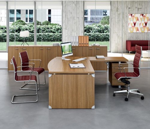 DIAZ Executive Desk