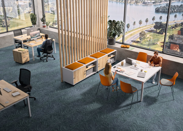 BRIGHTON Meeting Room / Conference Table
