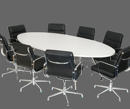 SLEEK Oval Table